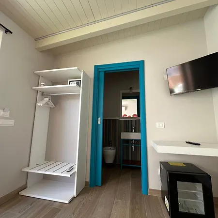 Burmaria And With Garden And Jacuzzi Tropea