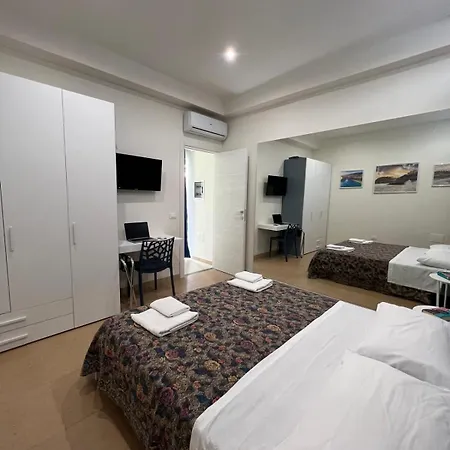 Burmaria And With Garden And Jacuzzi Appartement *