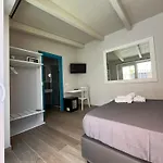 Burmaria And With Garden And Jacuzzi Appartamento *