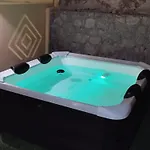 Appartamento Burmaria And With Garden And Jacuzzi Tropea