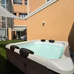 Appartamento Burmaria And With Garden And Jacuzzi
