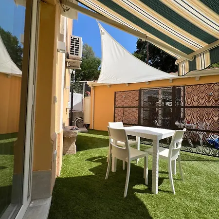 Apartment Burmaria And With Garden And Jacuzzi