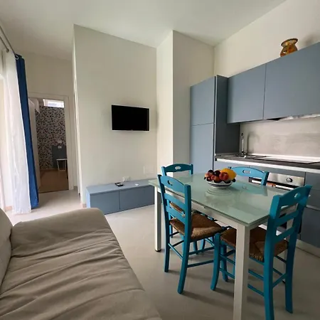 Apartment Burmaria And With Garden And Jacuzzi *