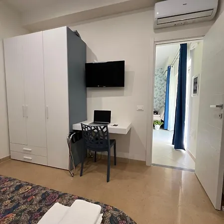 Burmaria And With Garden And Jacuzzi Apartment Tropea