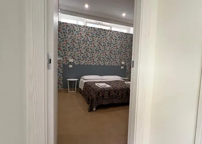 Burmaria And With Garden And Jacuzzi Apartamento