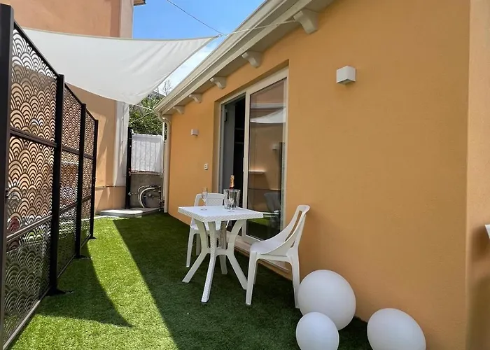 Burmaria And With Garden And Jacuzzi Apartamento Tropea