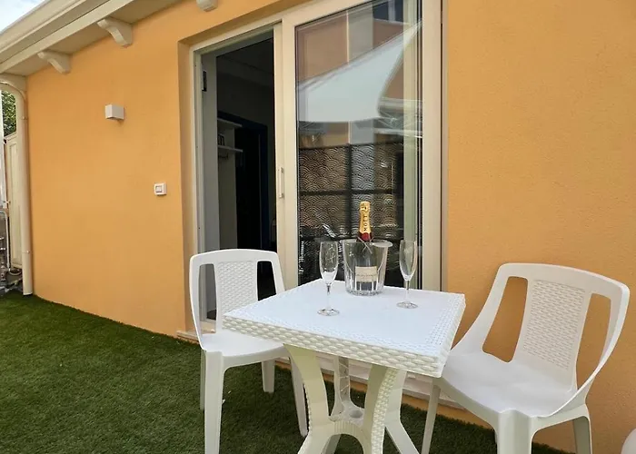 Apartamento Burmaria And With Garden And Jacuzzi