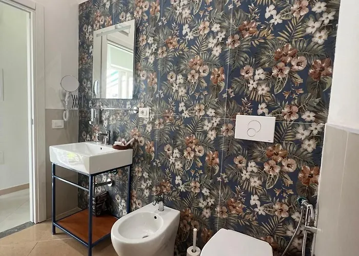 Burmaria And With Garden And Jacuzzi *